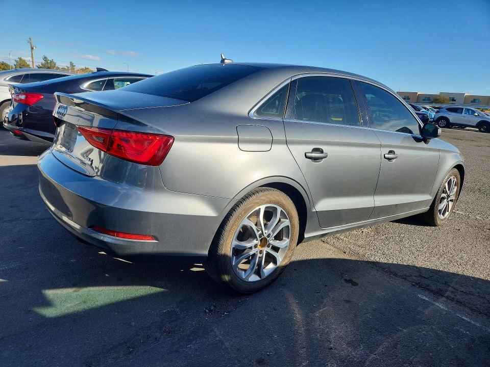 Продаж на аукціоні авто 2015 Audi A3, vin: WAUACGFF1F1004834, номер лоту: 41710526