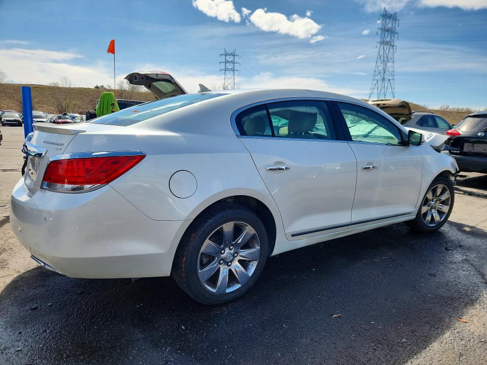 47767336 :رقم المزاد ، 1G4GE5E38CF277931 vin ، 2012 Buick Lacrosse مزاد بيع