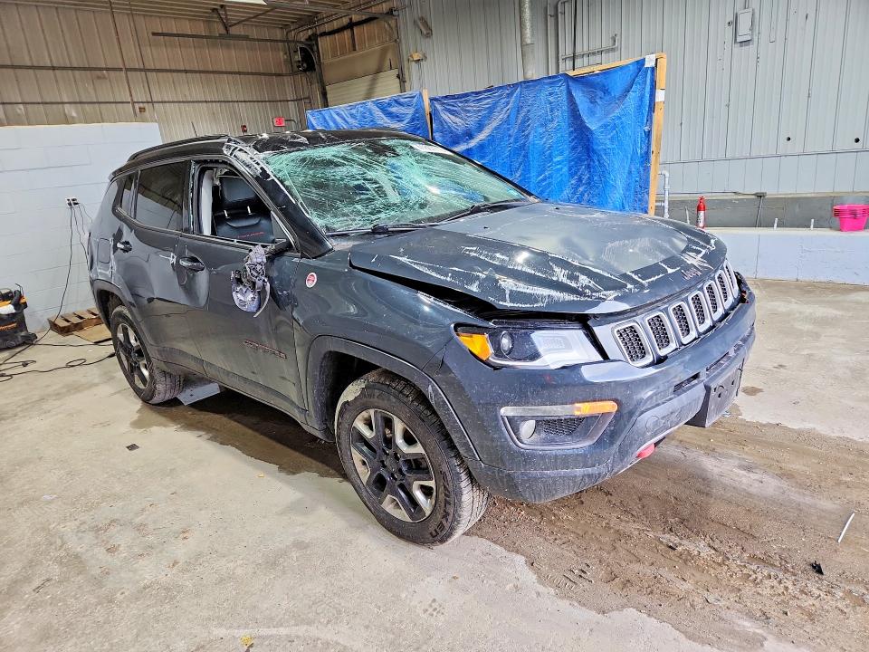 Продаж на аукціоні авто 2018 Jeep Compass, vin: 3C4NJDDB8JT282799, номер лоту: 41887716