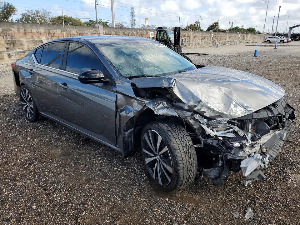 Продажа на аукционе авто 2020 Nissan Altima, vin: 1N4BL4CV5LC228602, номер лота: 79963035