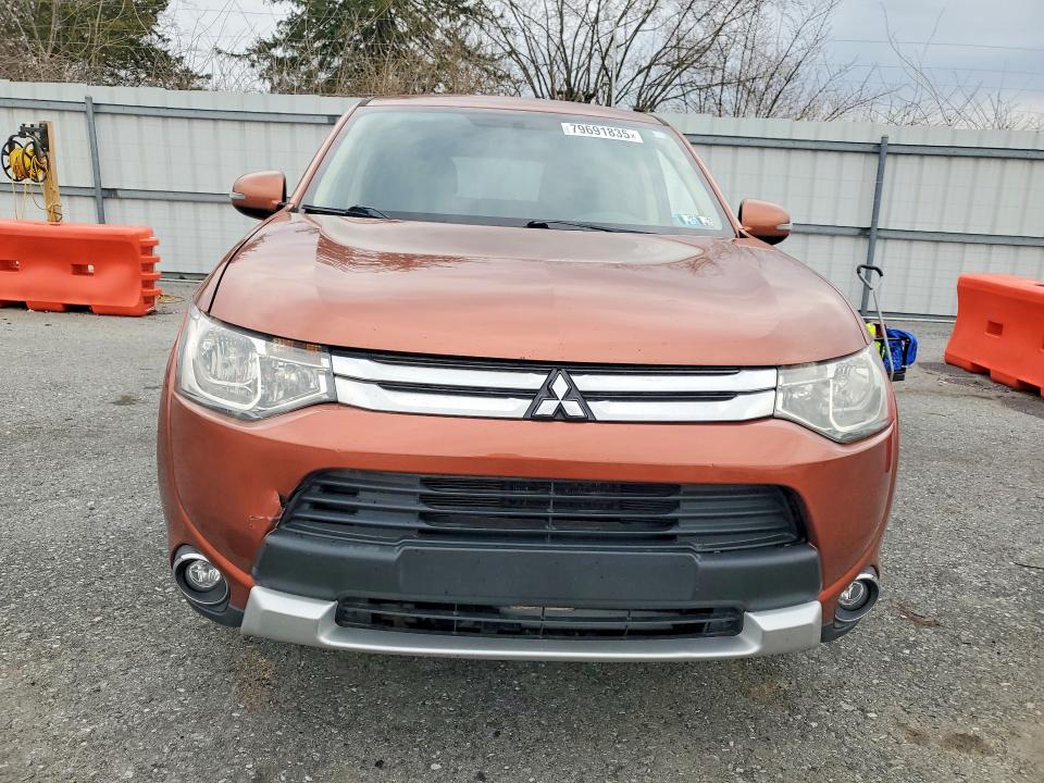 2015 Mitsubishi Outlander მანქანა იყიდება აუქციონზე, vin: JA4AZ3A31FZ007266, აუქციონის ნომერი: 79691835