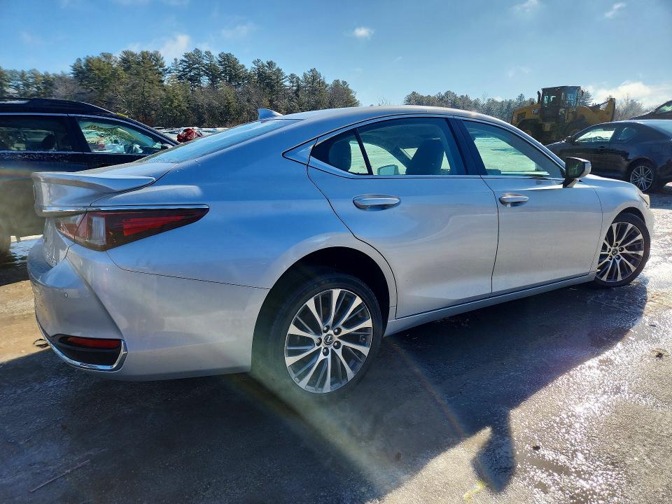 75738745 :رقم المزاد ، 58AD11D12MU002469 vin ، 2021 Lexus Es مزاد بيع