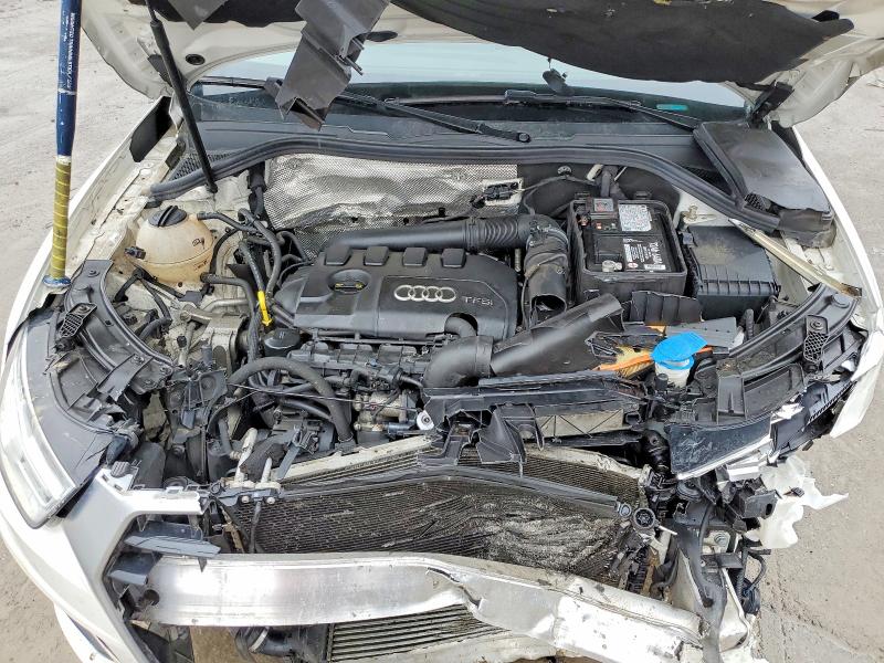 79798215 :رقم المزاد ، WA1ECCFS1HR014630 vin ، 2017 Audi Q3 مزاد بيع