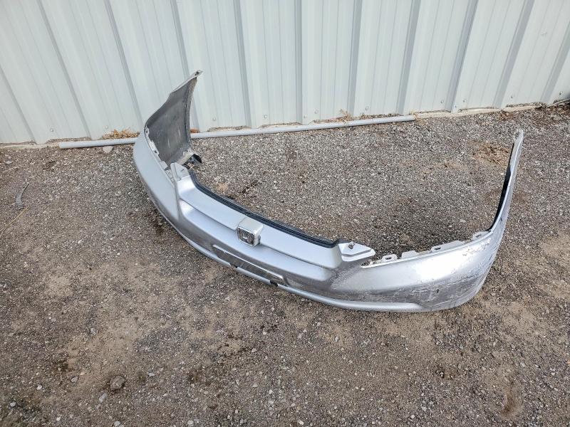 2000 Honda Accord მანქანა იყიდება აუქციონზე, vin: 1HGCG5671YA813817, აუქციონის ნომერი: 79983825