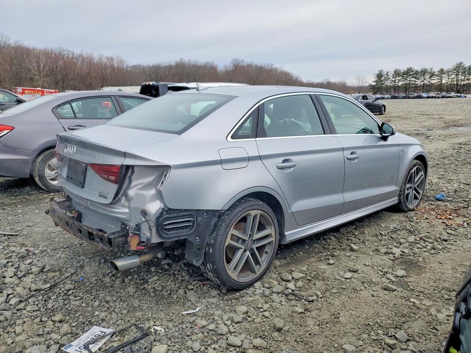 Продажа на аукционе авто 2018 Audi A3, vin: WAUJ8GFF0J1045207, номер лота: 46159126