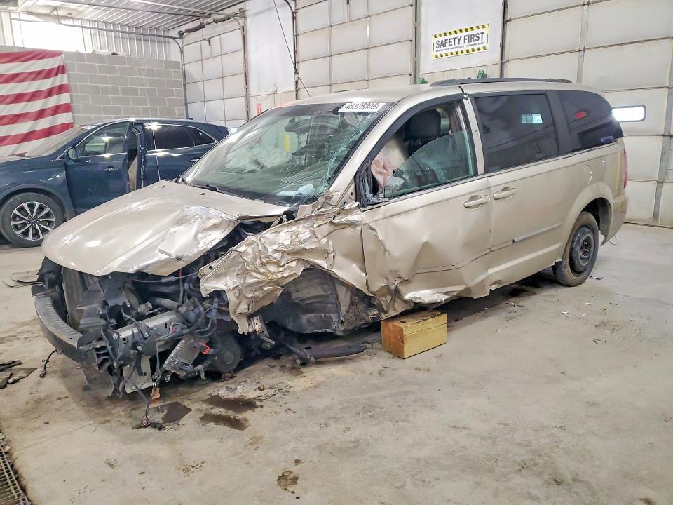 Продаж на аукціоні авто 2015 Chrysler Town & Country, vin: 2C4RC1BG8FR677357, номер лоту: 46376306