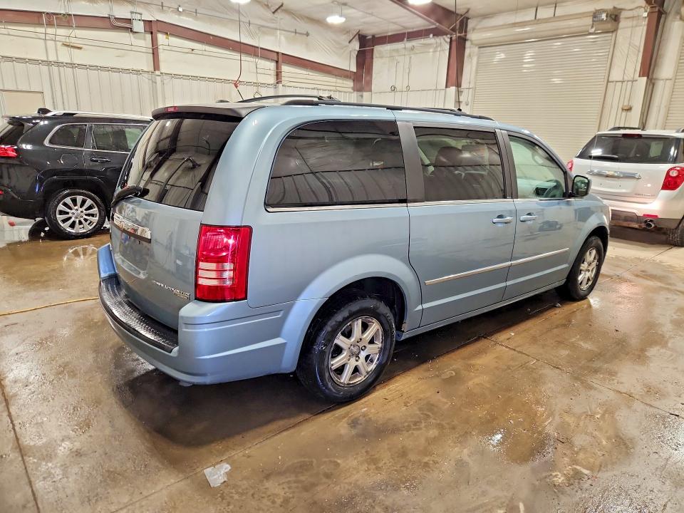 Продажа на аукционе авто 2009 Chrysler Town & Country, vin: 2A8HR54179R528171, номер лота: 47049846