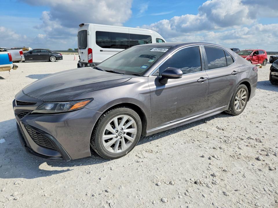 Продажа на аукционе авто 2021 Toyota Camry, vin: 4T1G11AK1MU549170, номер лота: 48289826
