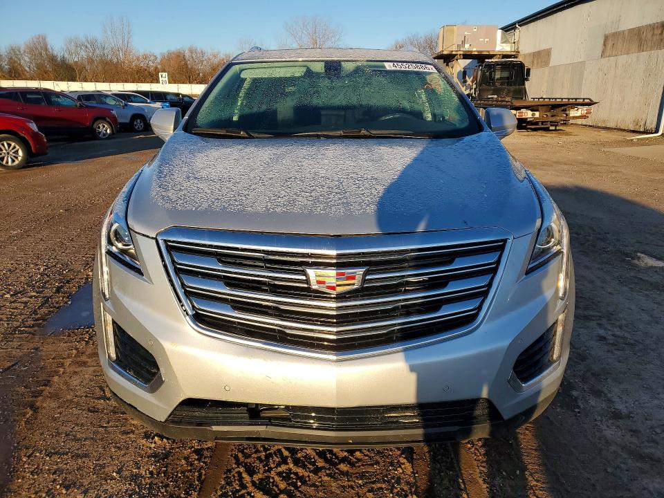 45525886 :رقم المزاد ، 1GYKNBRS2HZ113945 vin ، 2017 Cadillac Xt5 مزاد بيع