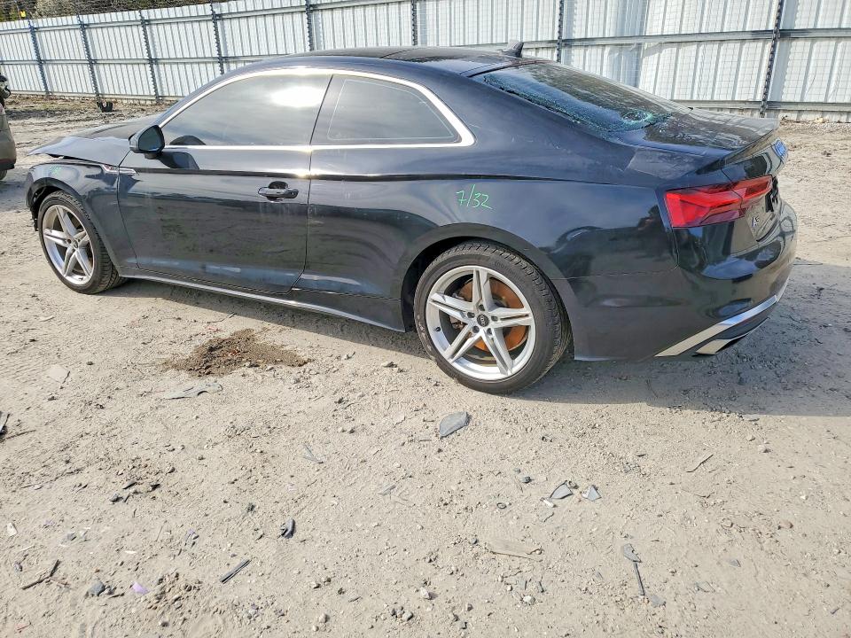 47033976 :رقم المزاد ، WAUTAAF54MA057950 vin ، 2021 Audi A5 مزاد بيع