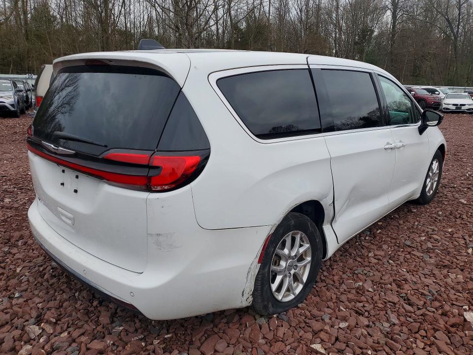 Продаж на аукціоні авто 2024 Chrysler Pacifica, vin: 2C4RC1BG0RR112606, номер лоту: 46810906