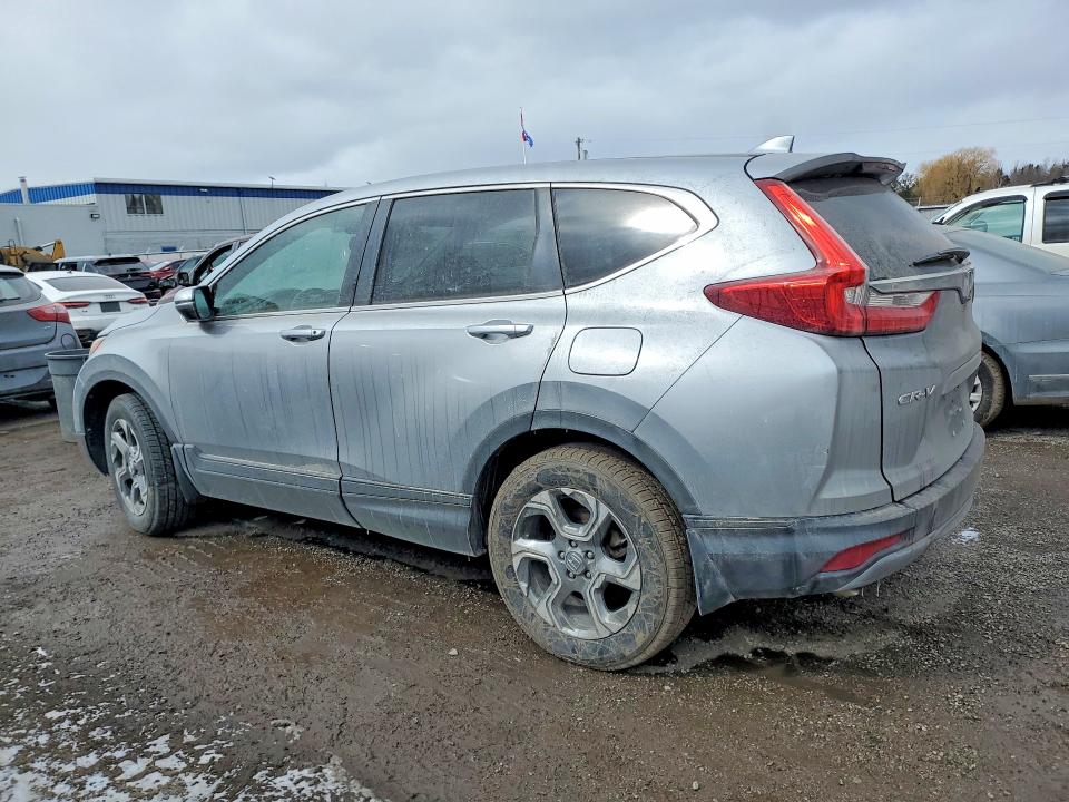 46325226 :رقم المزاد ، 2HKRW2H80JH141196 vin ، 2018 Honda Cr-v مزاد بيع