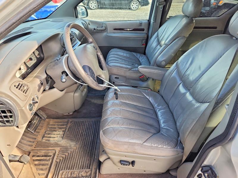 45564986 :رقم المزاد ، 1C4GP64L0YB697283 vin ، 2000 Chrysler Town & Country مزاد بيع