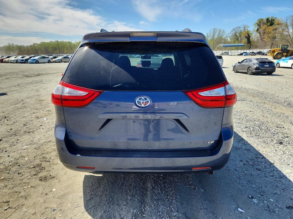 2015 Toyota Sienna მანქანა იყიდება აუქციონზე, vin: 5TDKK3DC8FS583559, აუქციონის ნომერი: 47018106
