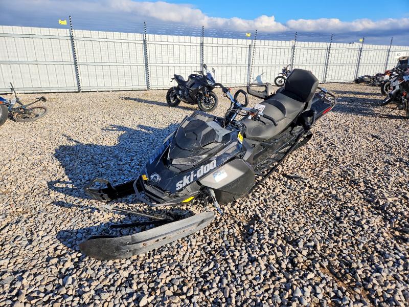 79469095 :رقم المزاد ، 2BPSCFME0MV000236 vin ، 2021 Other Motorcycle Summit مزاد بيع