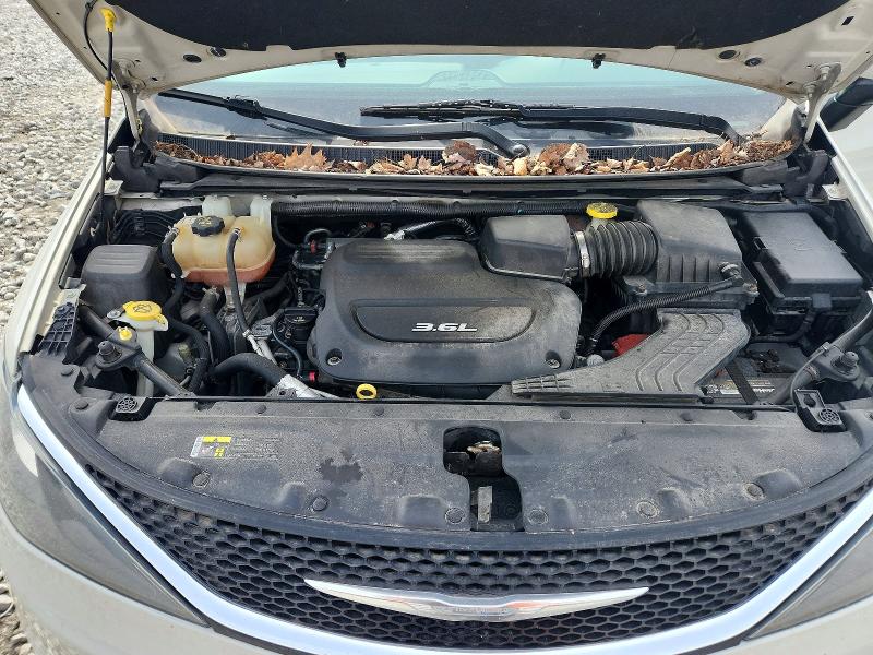 47501206 :رقم المزاد ، 2C4RC1DG0HR577267 vin ، 2017 Chrysler Pacifica مزاد بيع