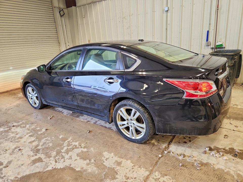 Продажа на аукционе авто 2015 Nissan Altima, vin: 1N4BL3AP6FC473184, номер лота: 79213145