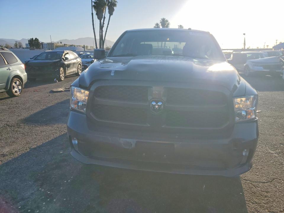2018 Ram 1500 მანქანა იყიდება აუქციონზე, vin: 3C6RR6KT5JG264374, აუქციონის ნომერი: 41836106