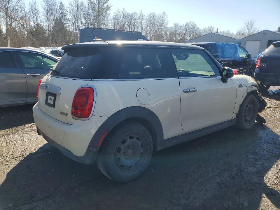 79481625 :رقم المزاد ، WMWXM5C58F3A58078 vin ، 2015 Mini Cooper مزاد بيع