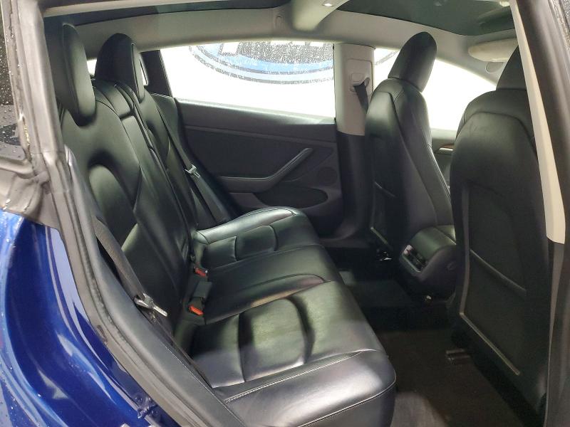 Продажа на аукционе авто 2022 Tesla Model 3, vin: 5YJ3E1EBXNF300703, номер лота: 46711346