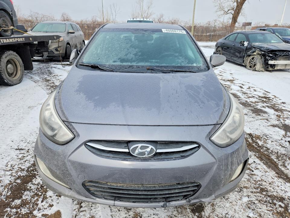 46088176 :رقم المزاد ، KMHCT5AE6FU202883 vin ، 2015 Hyundai Accent مزاد بيع