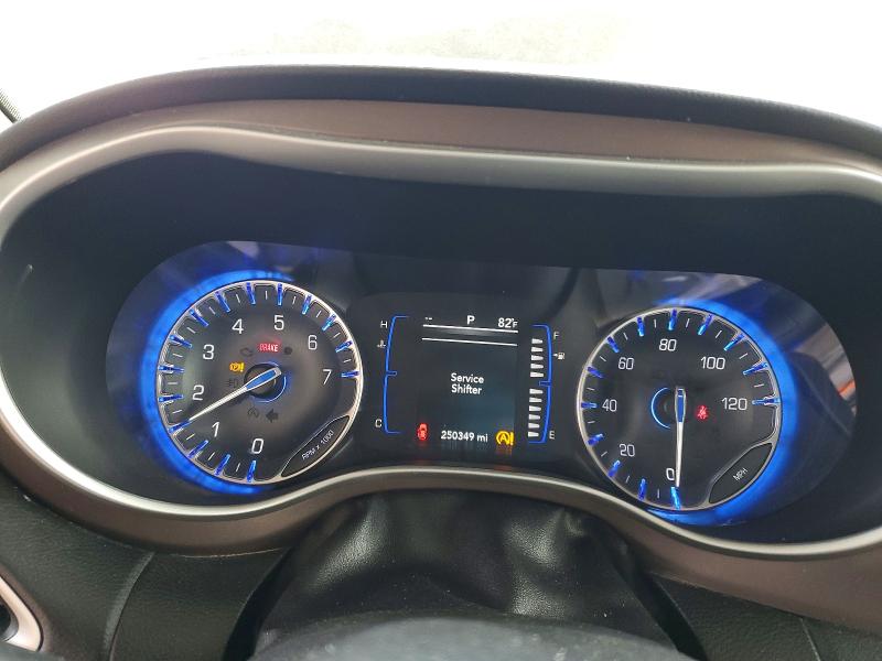2021 Chrysler Voyager მანქანა იყიდება აუქციონზე, vin: 2C4RC1DG3MR551563, აუქციონის ნომერი: 47272446