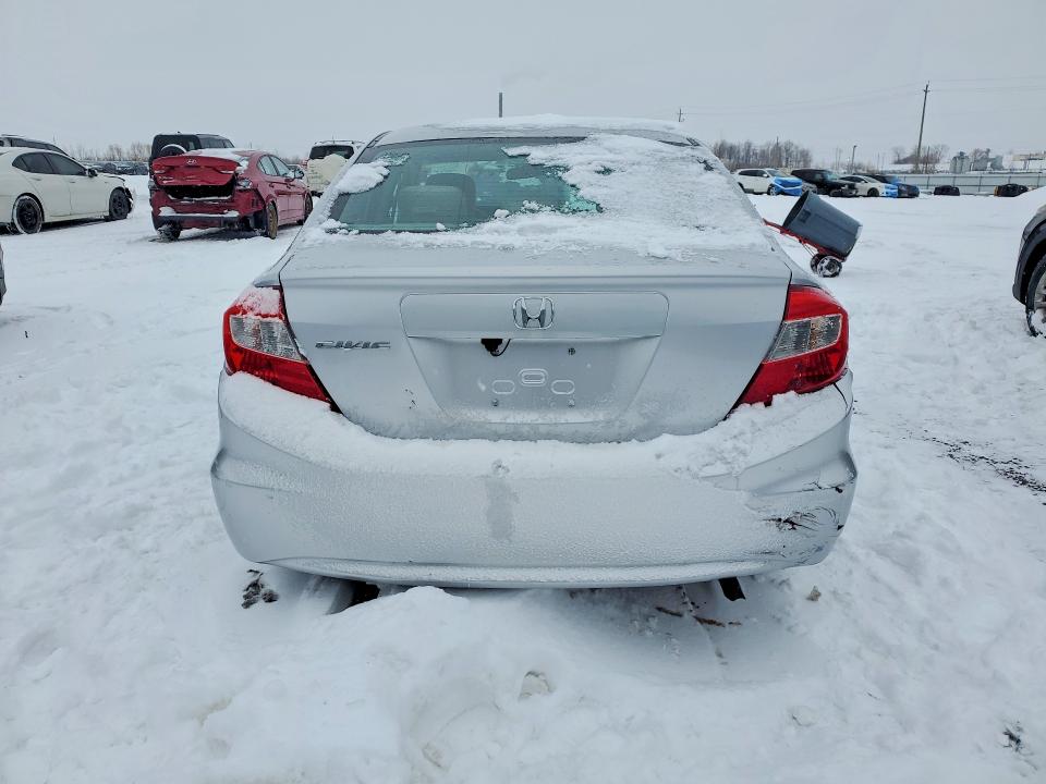 Продажа на аукционе авто 2012 Honda Civic, vin: 2HGFB2F57CH115022, номер лота: 46639396