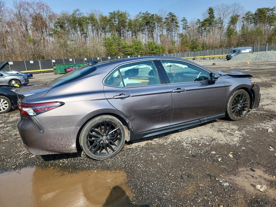 46153846 :رقم المزاد ، 4T1KZ1AK1PU087023 vin ، 2023 Toyota Camry مزاد بيع