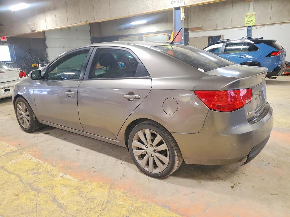 46371126 :رقم المزاد ، KNAFW4A30A5227862 vin ، 2010 Kia Forte مزاد بيع