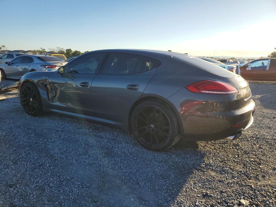 46084306 :رقم المزاد ، WP0AA2A70GL004289 vin ، 2016 Porsche Panamera مزاد بيع