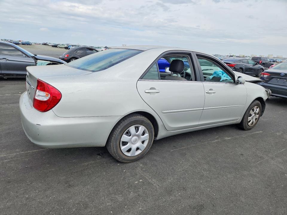 48251566 :رقم المزاد ، 4T1BE32K53U145490 vin ، 2003 Toyota Camry مزاد بيع