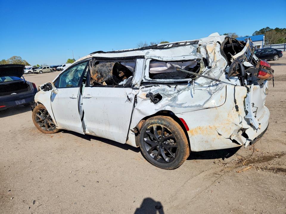 Продажа на аукционе авто 2022 Chrysler Pacifica, vin: 2C4RC1GGXNR122577, номер лота: 41669336
