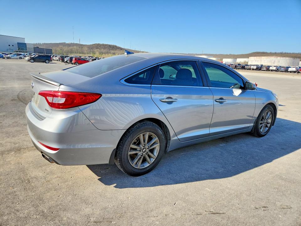 47777266 :رقم المزاد ، 5NPE24AA6FH116782 vin ، 2015 Hyundai Sonata مزاد بيع