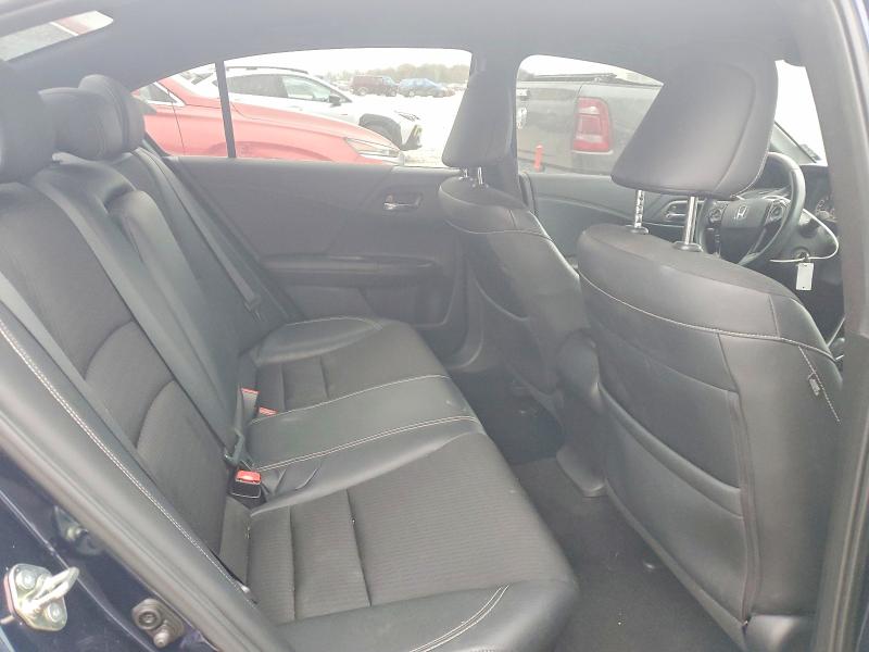 47877436 :رقم المزاد ، 1HGCR2F56HA102864 vin ، 2017 Honda Accord مزاد بيع