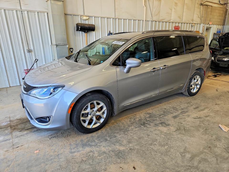 Продажа на аукционе авто 2020 Chrysler Pacifica, vin: 2C4RC1BG2LR101985, номер лота: 45520416