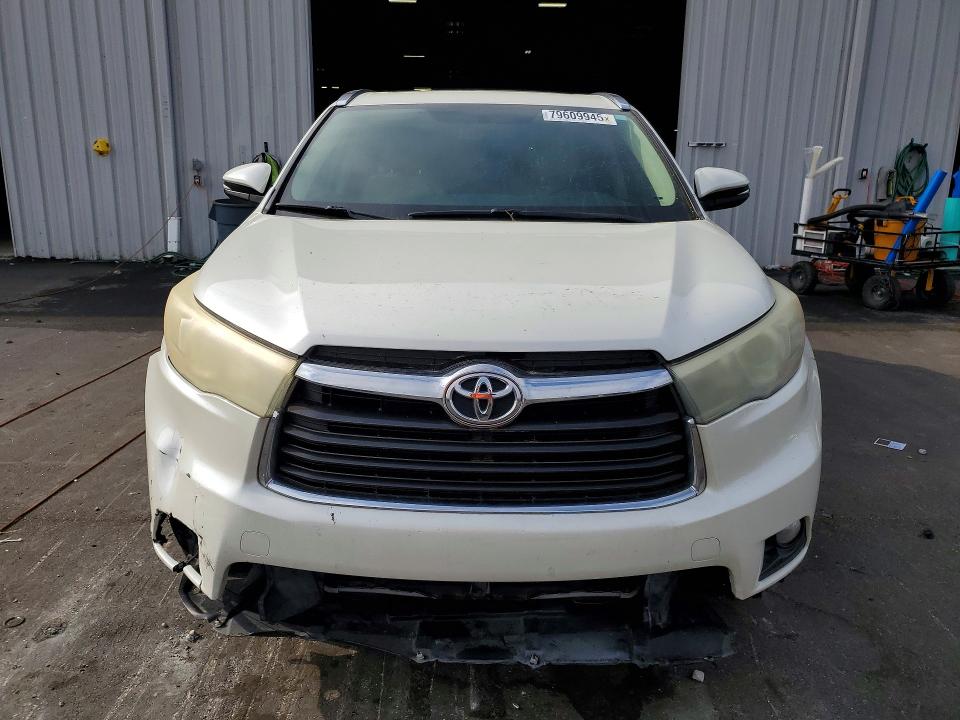 79609945 :رقم المزاد ، 5TDKKRFH5FS073942 vin ، 2015 Toyota Highlander مزاد بيع