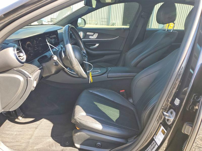 46682476 :رقم المزاد ، W1KZF8DB9NB064376 vin ، 2022 Mercedes-benz E مزاد بيع