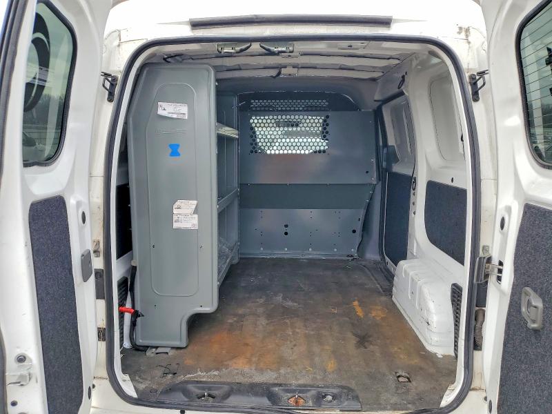 46350546 :رقم المزاد ، 3N6CM0KN6LK709956 vin ، 2020 Niss Nv200 مزاد بيع