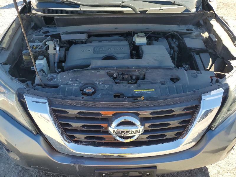79796285 :رقم المزاد ، 5N1DR2MN3JC663129 vin ، 2018 Nissan Pathfinder مزاد بيع