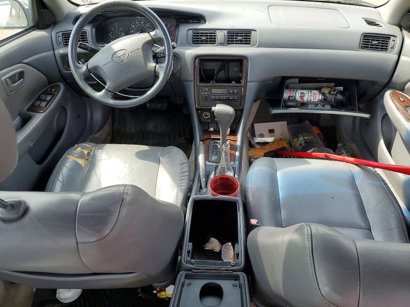48184506 :رقم المزاد ، 4T1BF28K21U964405 vin ، 2001 Toyt Camry مزاد بيع