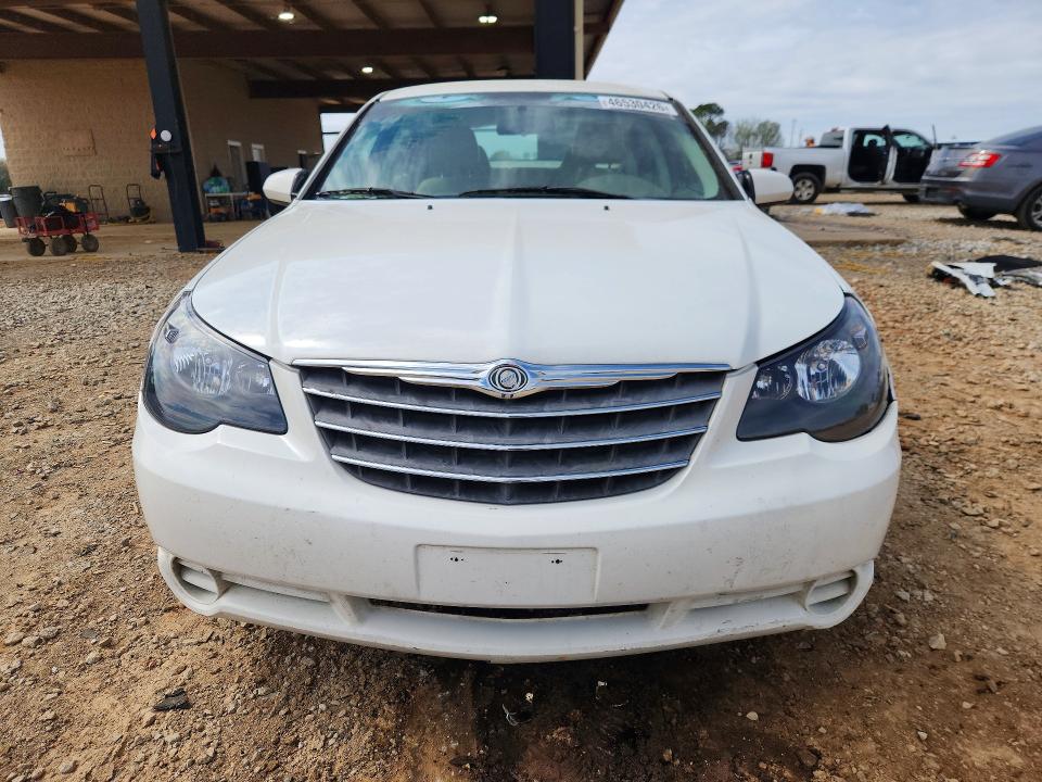 46530426 :رقم المزاد ، 1C3CC5FV1AN153533 vin ، 2010 Chrysler Sebring مزاد بيع