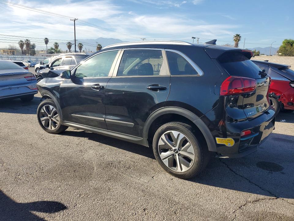 2022 Kia Niro მანქანა იყიდება აუქციონზე, vin: KNDCC3LG3N5149186, აუქციონის ნომერი: 77790015