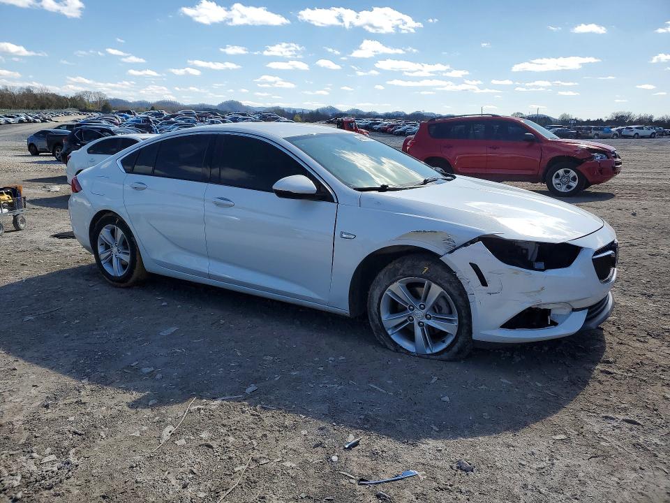 46384746 :رقم المزاد ، W04GL6SX3J1095940 vin ، 2018 Buick Regal مزاد بيع