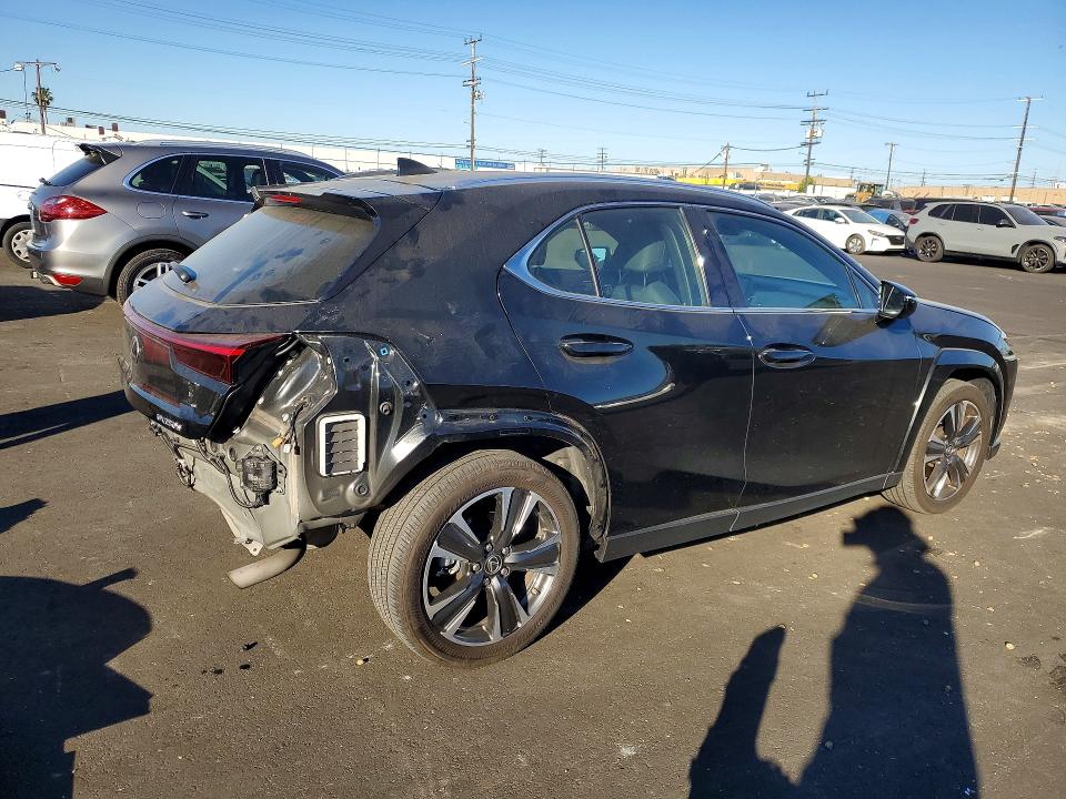 45887346 :رقم المزاد ، JTHP6JBH1R2184015 vin ، 2024 Lexus Ux 250h مزاد بيع