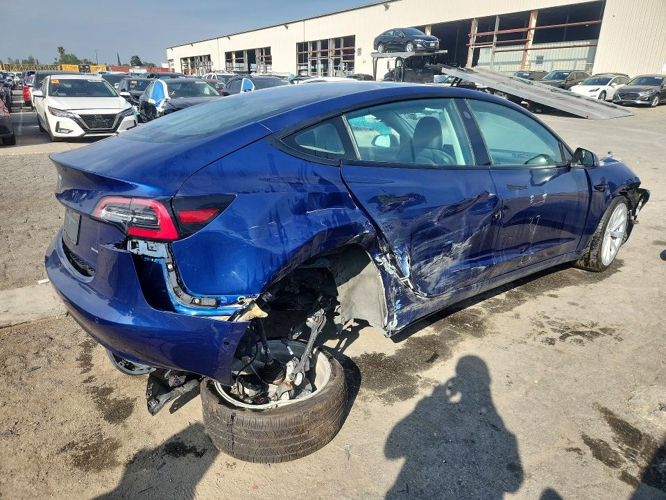 2022 Tesla Model 3 მანქანა იყიდება აუქციონზე, vin: 5YJ3E1EB3NF145024, აუქციონის ნომერი: 79073715
