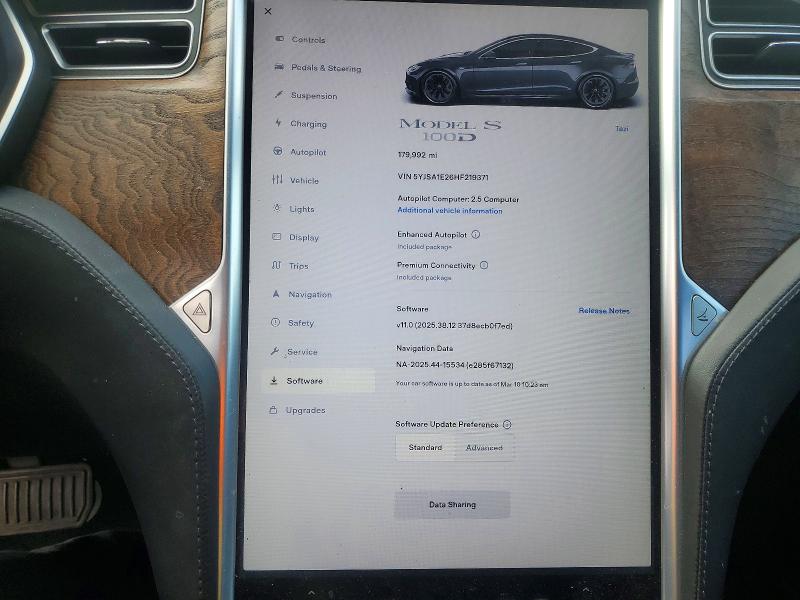 41916776 :رقم المزاد ، 5YJSA1E26HF219371 vin ، 2017 Tesla Model S مزاد بيع