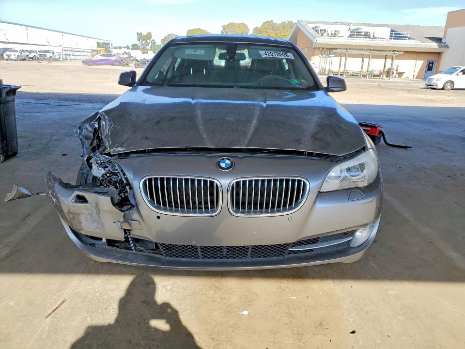 Продажа на аукционе авто 2013 Bmw 528, vin: WBAXH5C56DD111952, номер лота: 42078006