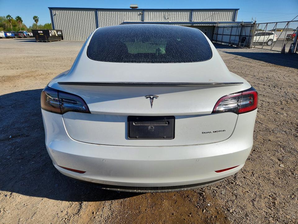 45833706 :رقم المزاد ، 5YJ3E1EB1MF995684 vin ، 2021 Tesla Model 3 مزاد بيع