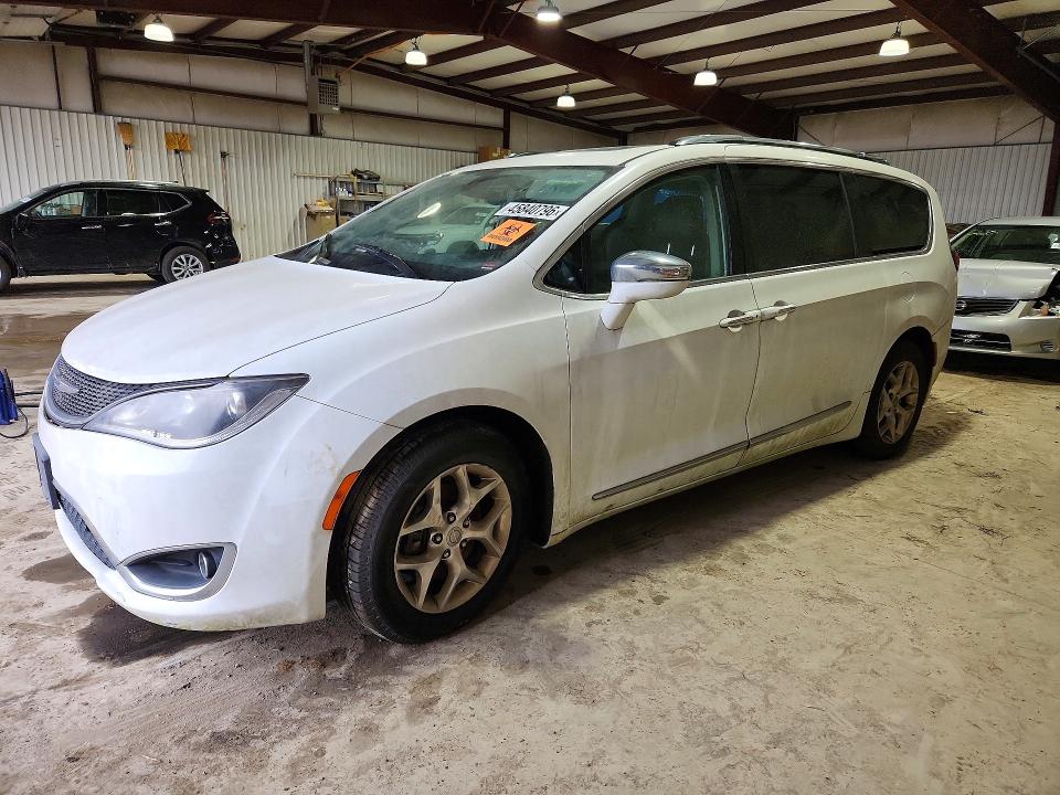2019 Chrysler Pacifica მანქანა იყიდება აუქციონზე, vin: 2C4RC1GGXKR552363, აუქციონის ნომერი: 45840796