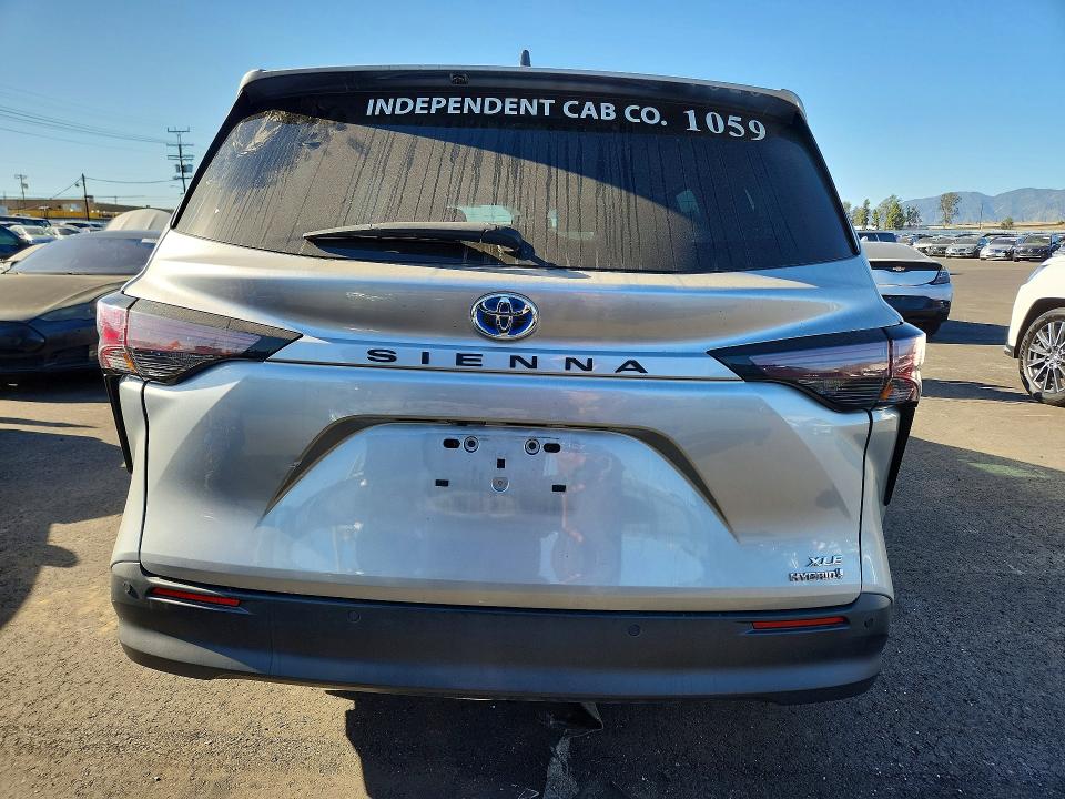 41775546 :رقم المزاد ، 5TDJRKEC4PS137314 vin ، 2023 Toyota Sienna مزاد بيع
